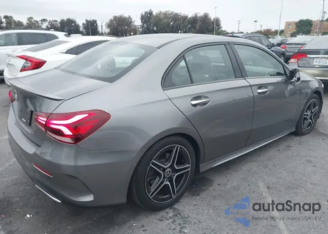 2019 Mercedes-Benz A 220 из США, поврежденный, VIN WDD3G4EB1KW002713